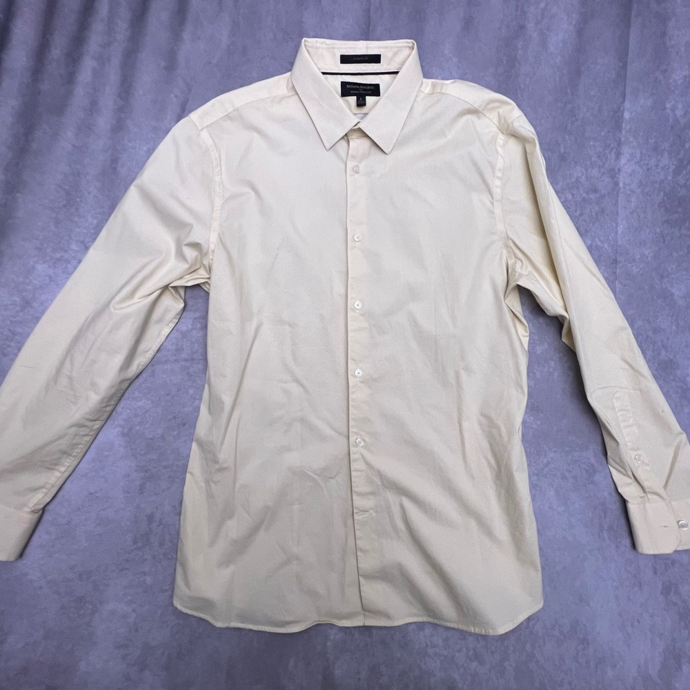 Banana Republic Dress Shirt Mens L Cream Athletic Fit Wrinkle Resistant
